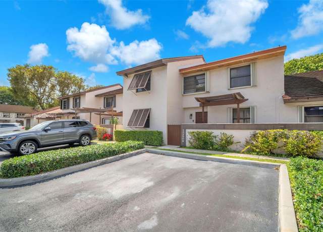 Property at 13350 SW 88th Ter Unit B, Miami, FL 33186, 3 beds, 2 baths