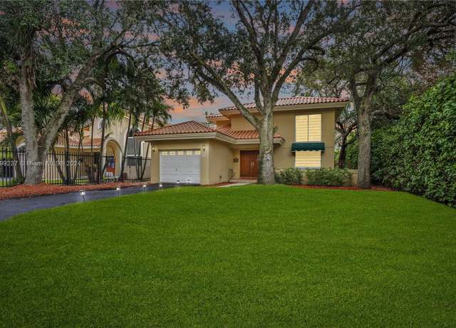 Property at 740 Bird Rd, Coral Gables, FL 33146, 4 beds, 2.5 baths
