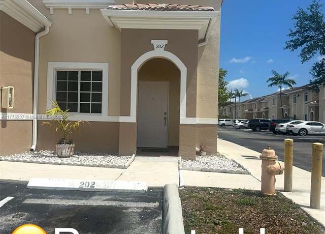 Property at 7160 NW 174th Ter #202, Hialeah, FL 33015, 3 beds, 2 baths