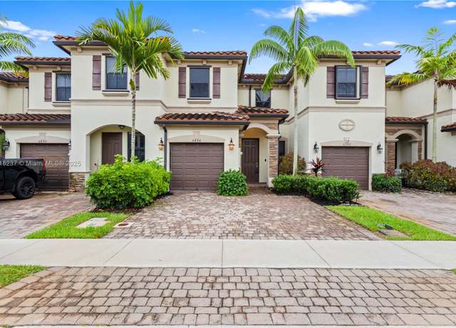 Property at 6496 S Anise Ct, Davie, FL 33314, 3 beds, 2.5 baths