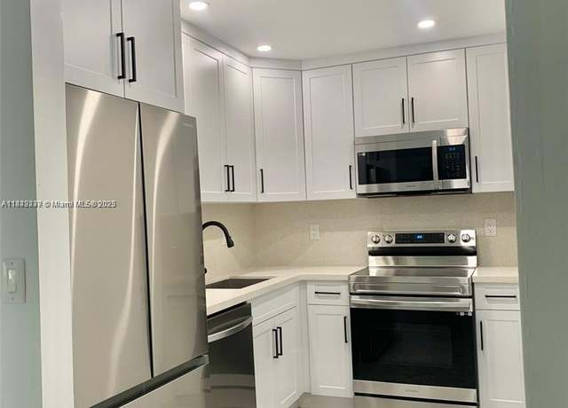Property at 4855 NW 7th St Unit 208-6, Miami, FL 33126, 1 bed, 1 bath