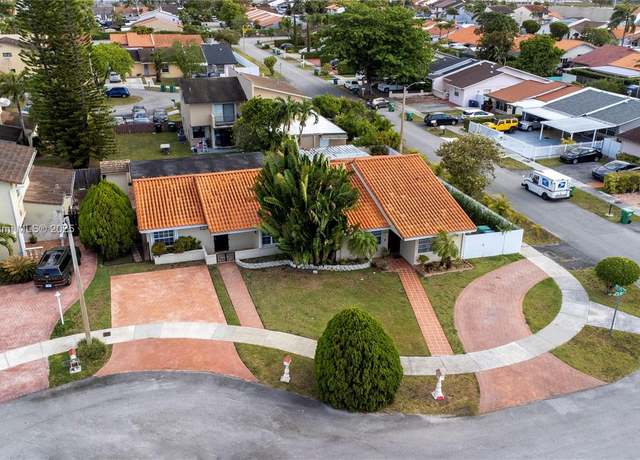 Property at 11923 SW 11th Ter Unit D-2, Miami, FL 33184, 3 beds, 2 baths