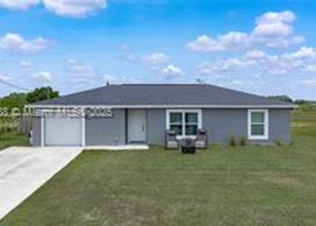 Property at 3086 E Briarwood Cir, La Belle, FL 33935, 3 beds, 2 baths