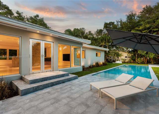 Property at 520 Castania Ave, Coral Gables, FL 33146, 3 beds, 2 baths