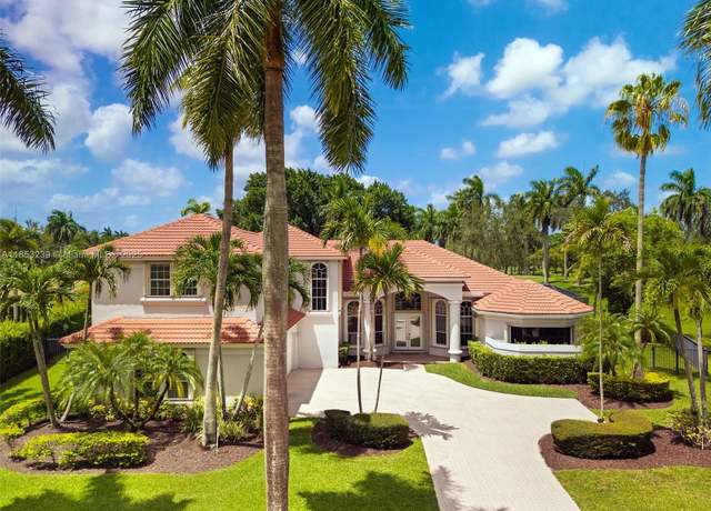 Property at 2438 Poinciana Ct, Weston, FL 33327, 5 beds, 5.5 baths