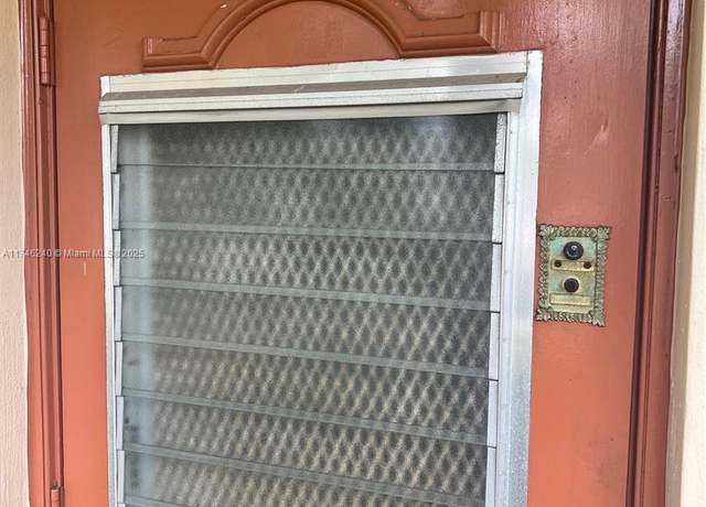 Property at 3071 E Sunrise Lakes Dr #103, Sunrise, FL 33322, 2 beds, 2 baths