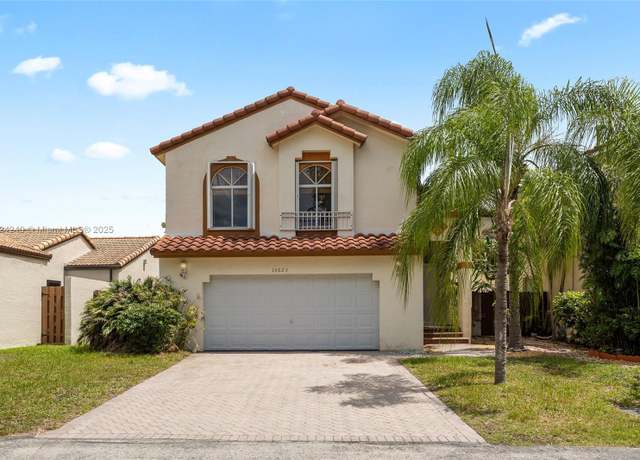 Property at 15623 SW 100th Ln, Miami, FL 33196, 4 beds, 2.5 baths