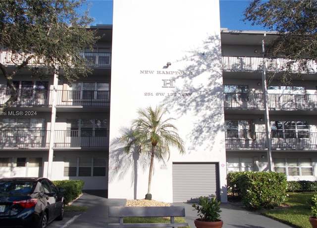 Property at 251 SW 132nd Way Unit 213H, Pembroke Pines, FL 33027, 2 beds, 1.5 baths