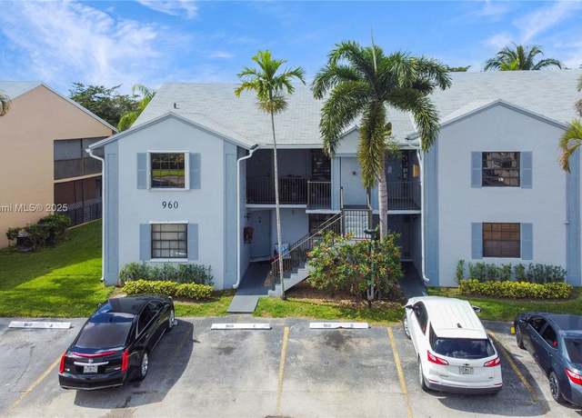 Property at 960 N Franklin Ave Unit 960D, Homestead, FL 33034, 2 beds, 2 baths