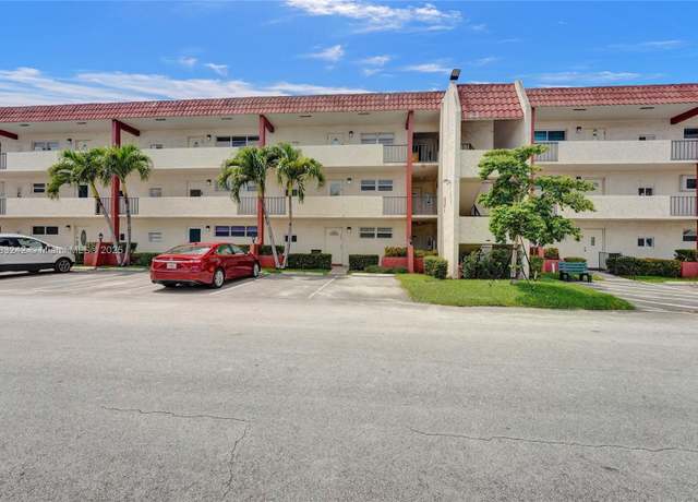Property at 811 S Hollybrook Dr #207, Pembroke Pines, FL 33025, 2 beds, 2 baths