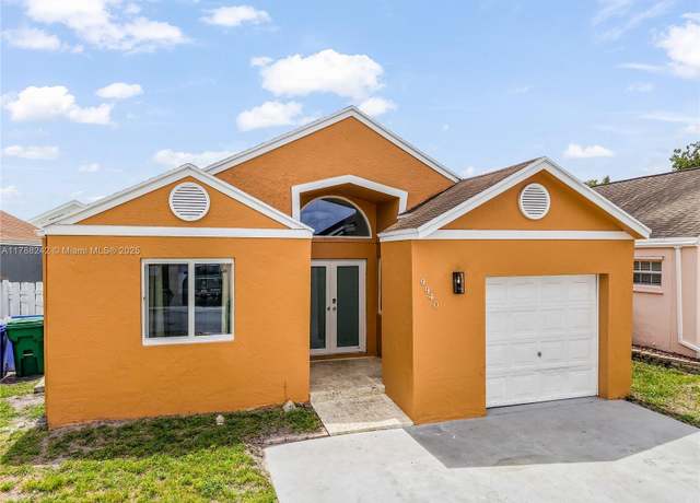 Property at 9940 W Elm Ln, Miramar, FL 33025, 3 beds, 2 baths