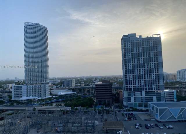Property at 90 SW 3rd St #1909, Miami, FL 33130, 1 bed, 1 bath