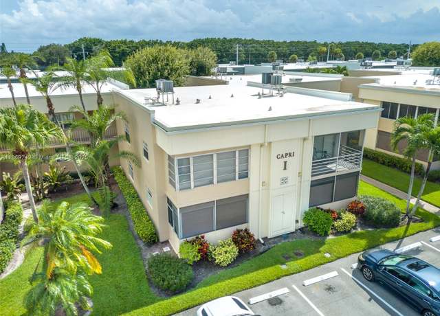 Property at 402 Capri I #402, Delray Beach, FL 33484, 1 bed, 1.5 baths