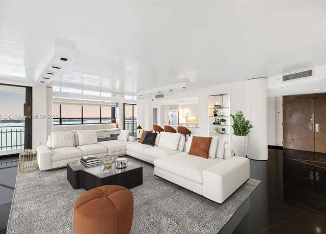 Property at 11113 Biscayne Blvd #1858, Miami, FL 33181, 3 beds, 2.5 baths