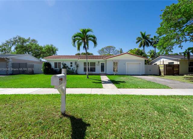 Property at 17924 SW 89th Pl, Palmetto Bay, FL 33157, 3 beds, 1 bath