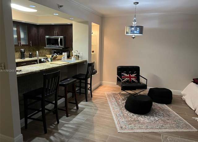 Property at 800 N Miami Ave Unit E-405, Miami, FL 33136, 1 bed, 1 bath