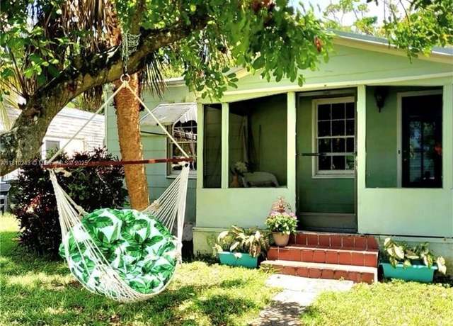 Property at 218 SW 10th St, Fort Lauderdale, FL 33315
