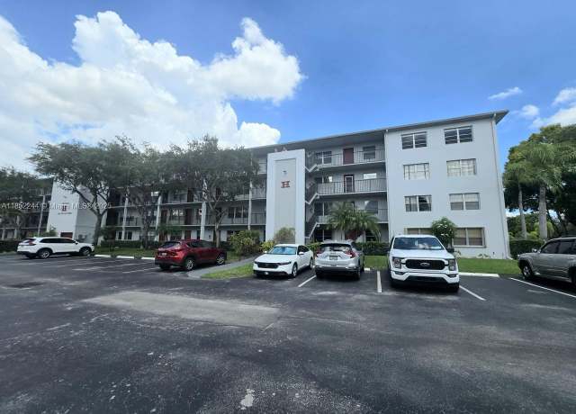 Property at 1401 SW 135th Ter Unit 213H, Pembroke Pines, FL 33027, 2 beds, 2 baths
