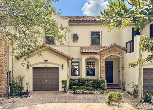 Property at 23745 SW 114th Ct, Homestead, FL 33032, 3 beds, 2.5 baths