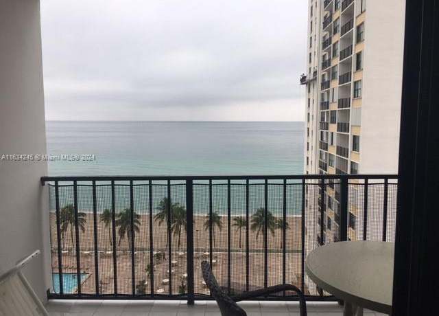 Property at 2401 S Ocean Dr #1203, Hollywood, FL 33019, 2 beds, 2 baths
