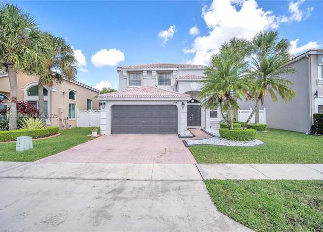 Property at 1447 NW 159th Ln, Pembroke Pines, FL 33028, 4 beds, 2.5 baths