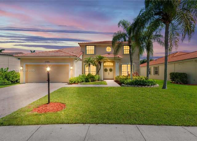 Property at 12890 Hyland Cir, Boca Raton, FL 33428, 5 beds, 3 baths