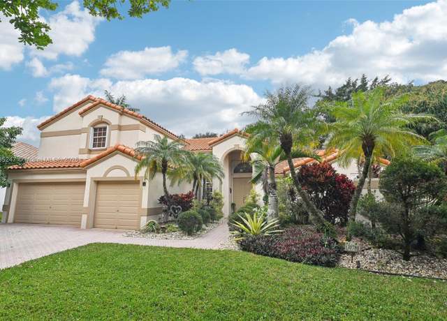 Property at 10780 Santa Fe Dr, Cooper City, FL 33026, 5 beds, 3 baths