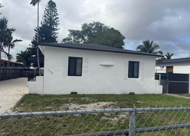 Property at 2469 NW 35th St, Miami, FL 33142, 6 beds, 6 baths