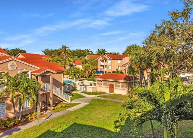 Property at 15770 SW 106th Ter #303, Miami, FL 33196, 2 beds, 2 baths