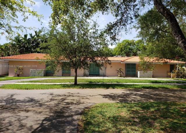 Property at 1240 La Mancha Ave, Coral Gables, FL 33134, 3 beds, 2 baths