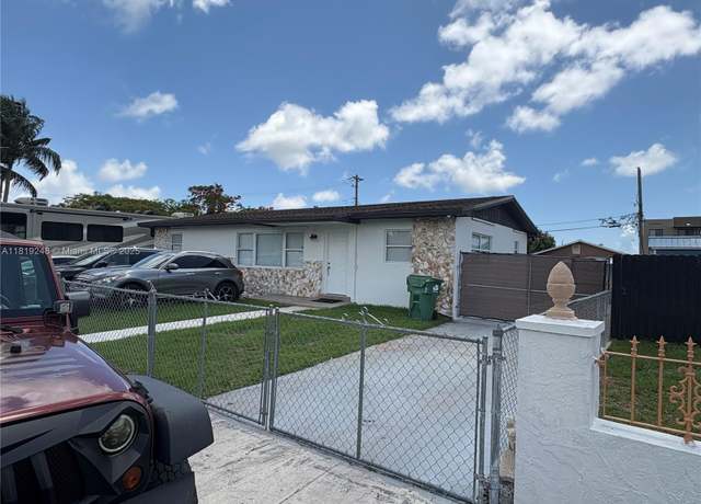 Property at 28435 SW 142nd Ct, Homestead, FL 33033, 4 beds, 2 baths
