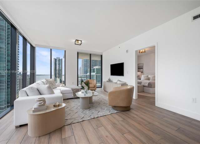 Property at 1010 Brickell Ave #2201, Miami, FL 33131, 3 beds, 3 baths