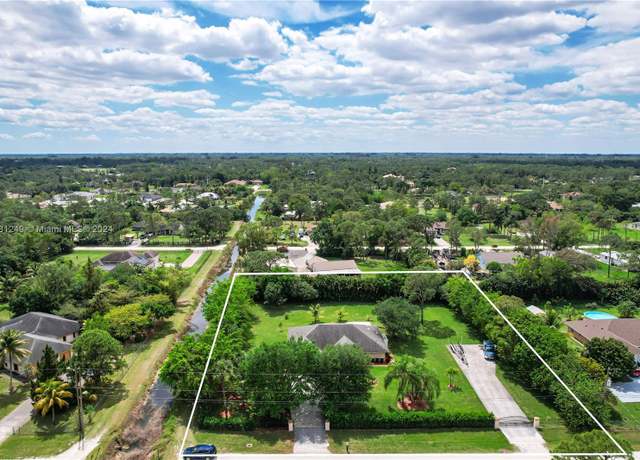 Property at 12288 N 82nd Ln N, West Palm Beach, FL 33412, 4 beds, 2 baths