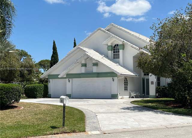 Property at 721 Spring Lake Dr, Melbourne, FL 32940, 4 beds, 3 baths
