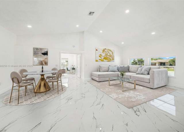 Property at 4367 Albacore Cir, Port Charlotte, FL 33948, 3 beds, 2 baths