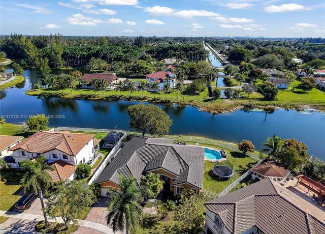 Property at 4101 SW 145th Ave, Miramar, FL 33027, 5 beds, 3 baths