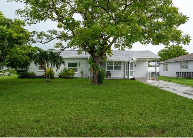 Property at 121 East 3rd St, Lehigh Acres, FL 33936, 3 beds, 1.5 baths