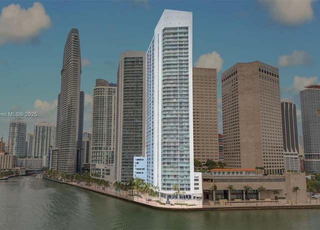 Property at 335 S Biscayne Blvd #2704, Miami, FL 33131, 1 bed, 1 bath