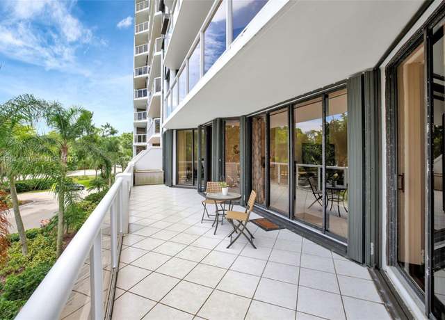 Property at 3640 Yacht Club Dr #203, Aventura, FL 33180, 2 beds, 2 baths