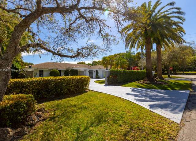 Property at 13551 SW 62nd Ave, Pinecrest, FL 33156, 7 beds, 5 baths