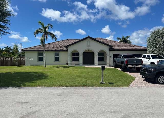 Property at 13202 SW 216th Ter, Miami, FL 33170, 5 beds, 3 baths