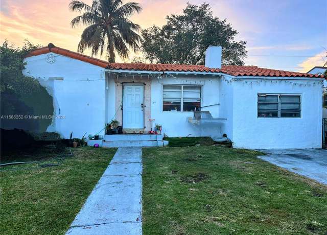 Property at 810 NW 17th Ct, Miami, FL 33125, 4 beds, 2 baths
