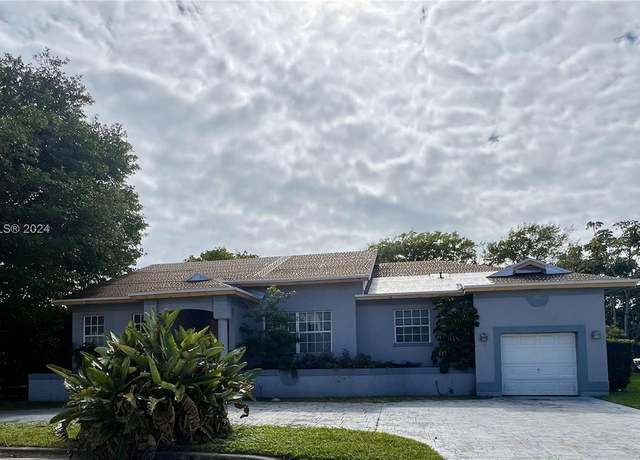 Property at 424 90th St, Surfside, FL 33154, 3 beds, 2 baths