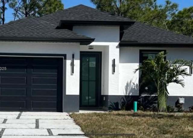 Property at 27152 Chulavista Dr, Punta Gorda, FL 33955, 3 beds, 2 baths