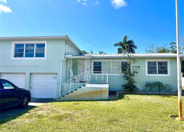Property at 5160 Lake Osborne Dr, Lake Worth, FL 33461, 3 beds, 2 baths