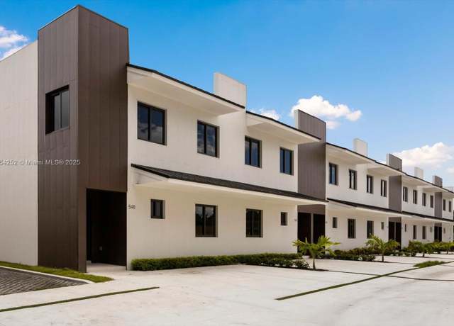 Property at 538 NW 7th St #2, Florida City, FL 33034, 4 beds, 3 baths