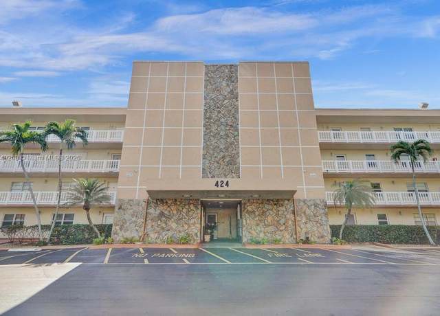 Property at 424 SE 10th St #205, Dania Beach, FL 33004, 2 beds, 2 baths
