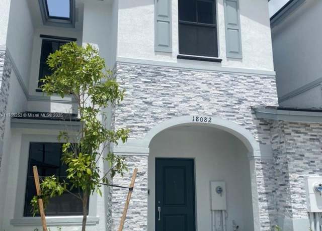Property at 18082 SW 147 Ct, Miami, FL 33187, 3 beds, 2.5 baths