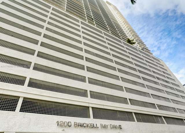 Property at 1200 Brickell Bay Dr #2314, Miami, FL 33131, 1 bed, 1 bath