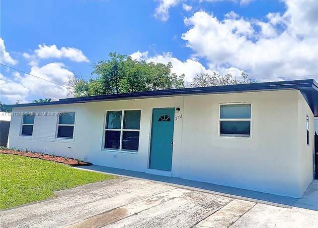 Property at 3731 SW 58th Ter, Davie, FL 33314, 3 beds, 2 baths